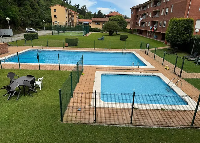 2 Minutos De La Playa Con Piscina Y Garaje