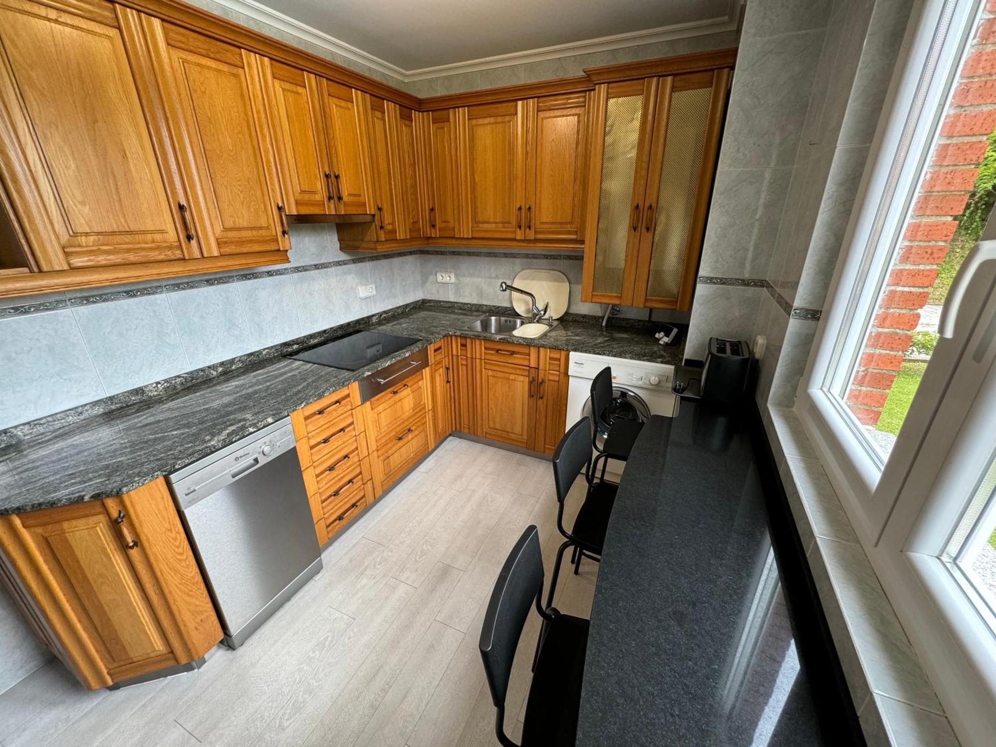 Appartement 2 Minutos De La Playa Con Piscina Y Garaje